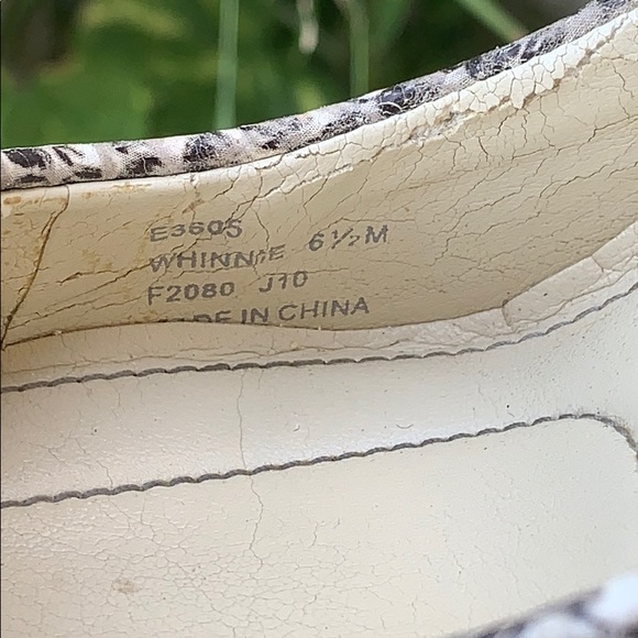 Calvin Klein Whinnie High heels 👠 6 1/2 - Picture 7 of 7